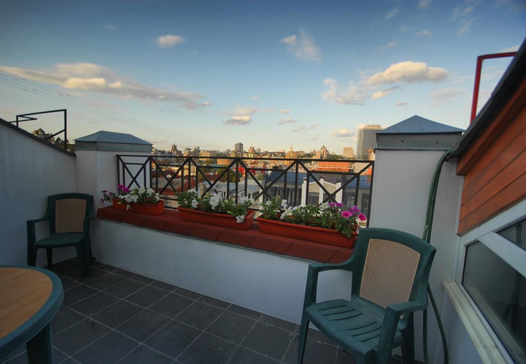 Mansard Apartment Antonovicha 4 Kijów Zewnętrze zdjęcie
