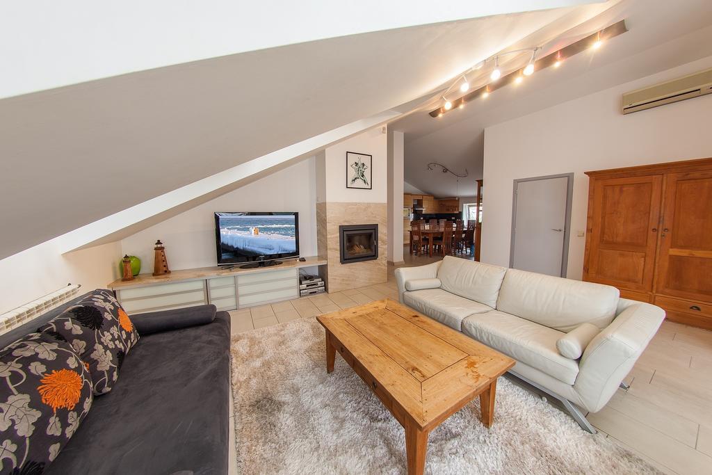 Mansard Apartment Antonovicha 4 Kijów Zewnętrze zdjęcie